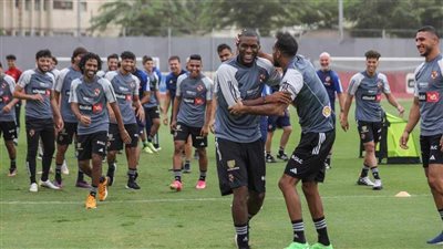 الأهلي يواصل تدريباته القوية استعدادًا للمواجهات المقبلة
