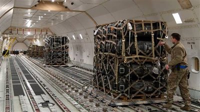 أمريكا تُرسل حزمة مساعدات عسكرية جديدة لأوكرانيا