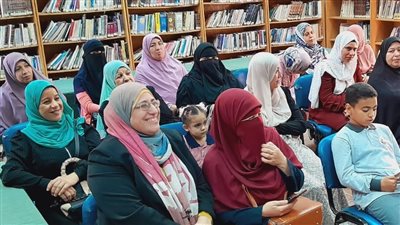 ثقافة ديروط تعقد ندوة مكتبية لمناقشة كتاب 