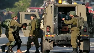 الاحتلال الإسرائيلي يعتقل 44 فلسطينيًا من الضفة الغربية