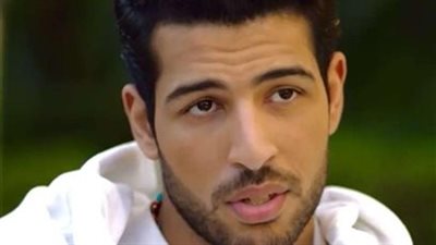 محمود ياسين: ميولي سينمائية وتجربة الدراما لها تأثير خاص 