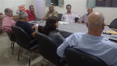 أعضاء نادي أدب الخارجة يحيون ذكري شاعر النخيل عادل أحمد علي