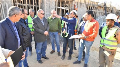 محافظ أسيوط يتفقد أعمال إنشاء مجمع إعادة تدوير المخلفات الصلبة بالغنايم