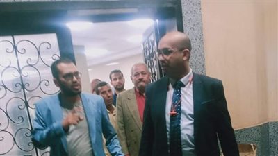 وكيل صحة قنا يتفقد مستشفي فرشوط المركزي ليلاً لمتابعة الخدمات الطبية بها