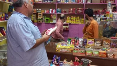  ضبط 75 مخالفة تموينية بأسواق المنيا 