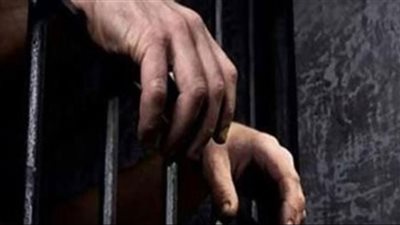 حبس حارس عقار سرق إحدى الأشخاص 4 أيام على ذمة التحقيقات 