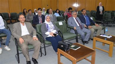 جامعة أسيوط تنظم لقاءً تعريفياً لبرنامج المنح الجامعية بالوكالة الأمريكية للتنمية الدولية