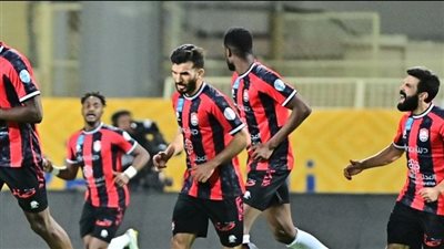 أجانب الرائد يسيطرون وسط انعدام الظهور السعودي للاعبين 