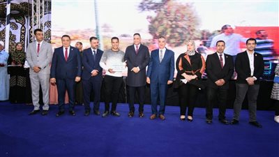 محافظ الدقهلية يشهد حفل توزيع مشروعات التمكين الاقتصادي لـ 70 أسرة 