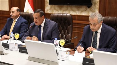 وزيرا التموين والتنمية المحلية يتابعان تنفيذ مبادرة تخفيض الأسعار بالمحافظات