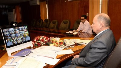 محافظ أسيوط يشارك في اجتماع وزير التموين لمتابعة تنفيذ مبادرة 