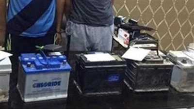 إحالة عاطل للمحاكمة الجنائية لاتهامه بسرقة بطاريات السيارات