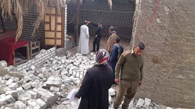ازالة حالتى تعدى بناء مخالف بقرية الرحمانية بنجع حمادى 