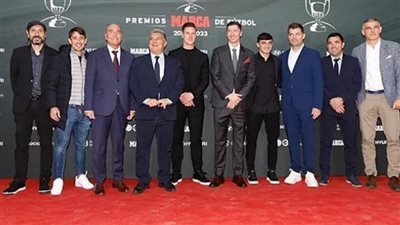 شتيجن يتوج بجائزتي أفضل لاعب وحارس من ماركا الإسبانية