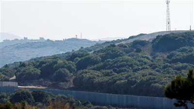 عودة نازحين إلى بلداتهم في الجنوب اللبناني مع سريان اتفاق الهدنة