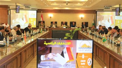 محافظ الجيزة يعقد اجتماعًا لمناقشة الترتيبات النهائية استعدادًا لإجراء الانتخابات الرئاسية 2024