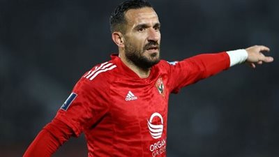 حقيقة استبعاد معلول من مباراة الأهلي وميدياما بسبب تجديد عقده