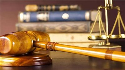 بعد قليل.. محاكمة عامل بتهمة سرقة المواطنين