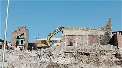 نائب محافظ القاهرة تتابع استكمال أعمال إزلاات تعارضات امتداد محور الحضارة بكورنيش النيل