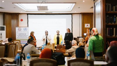 تدريب الكادر التمريضي على ميثاق أخلاقيات المهنة ومجابهة العنف ضد المرأة