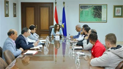 محافظ دمياط تبحث آليات تطوير المزرعة السمكية بالرطمة 