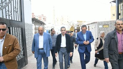 محافظ الغربية يتفقد تجهيزات اللجان الانتخابية بسمنود 