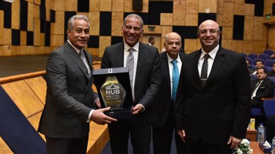 وزير العمل يشهد ختام مبادرة 