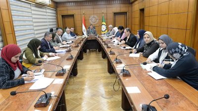 الدقهلية تبحث تعظيم موارد المحافظة من خلال الإعلانات 