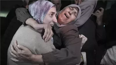 تعري وتهديد بالاعتداء.. أسيرة فلسطينية محررة تكشف معاناة المعتقلات في سجون الاحتلال