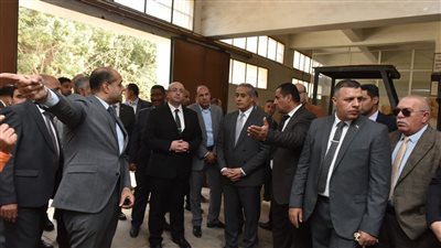 وزير العمل يزور مركز تدريب مهني شرق النيل ببني سويف ويوجه بسرعة تطويره