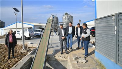محافظ الغربية يتفقد تطوير عمارات الأوقاف بالعجيزي ومشروع محطة البيض 