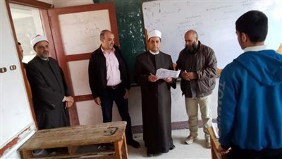 رئيس منطقة الإسماعيلية الأزهرية في متابعة ميدانية لمجمع معاهد محمد جبر