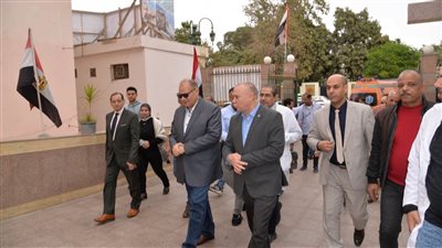 محافظ أسيوط: طفرة في التأمين الصحي وإنشاء وتطوير 98 وحدة صحية
