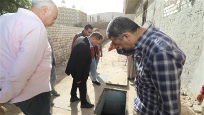 رئيس مياه أسيوط يتفقد صرف صحي درنكة للاطمئنان على تحقيق الاستفادة القصوى