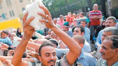 السكر أبيض.. والسوق سوداء