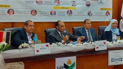 نائب رئيس جامعة الزقازيق يشهد فعاليات المؤتمر السنوي لقسم العلوم التربوية والنفسية