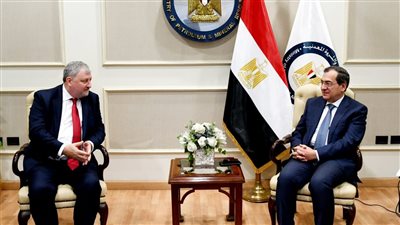   ترانس جلوب الكندية  تخطط لحفر ٤ آبار بترولية جديدة في مصر 