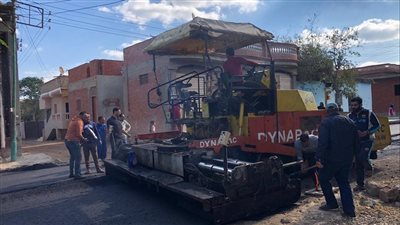 محافظ كفرالشيخ يتابع المرحلة النهائية لرصف شارع 