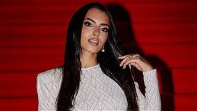 كارمن سليمان تطل بالأبيض في جدة 