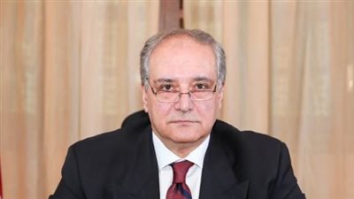 السفير المصري بالسعودية يتابع سير العملية الانتخابية