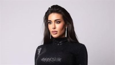 فستان ياسمين صبري يثير الجدل ومتابع: 