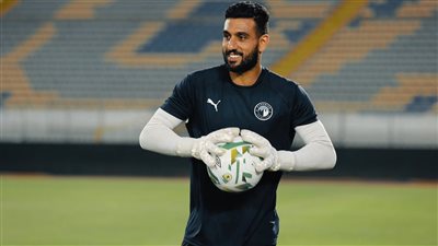 مدرب بيراميدز يشيد بمستوى أحمد الشناوي 