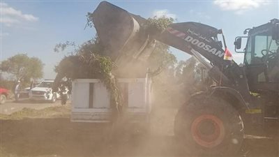 إزالة 12حالة تعد على الأراضى الزراعية بمركز المحلة الكبري 