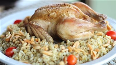 طريقة عمل دجاج محشي بالفريك