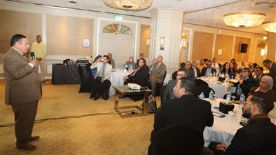 شراكات بين الجمارك ومنظمات دولية لمضاعفة شحنات الإغاثة إلى غزة