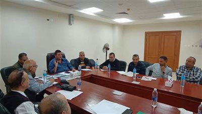  رئيس جهاز العبور يبحث مقترحات وطلبات سكان الحي السابع