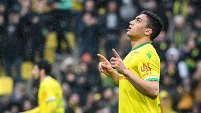 نانت بقيادة مصطفي محمد في مواجهة نيس الليلة.. الموعد والقناة الناقلة