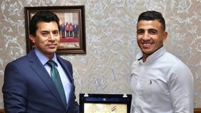 وزير الشباب والرياضة يهنئ كيشو لفوزه بالميدالية الذهبية في بطولة السويد الدولية