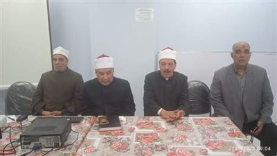 رئيس منطقة سوهاج الأزهرية يشهد تدريب