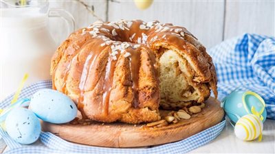 مفيدة للذاكرة.. طريقة عمل كيكة بالمكسرات والزبيب